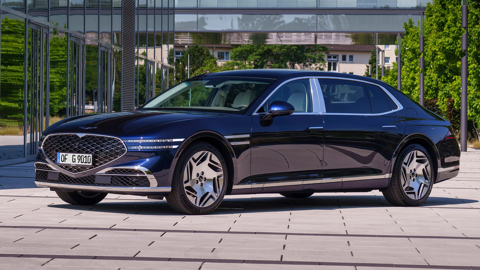 Genesis G90 Review: The Serious BMW 7 Series Rival You (Probably) Can’t Buy